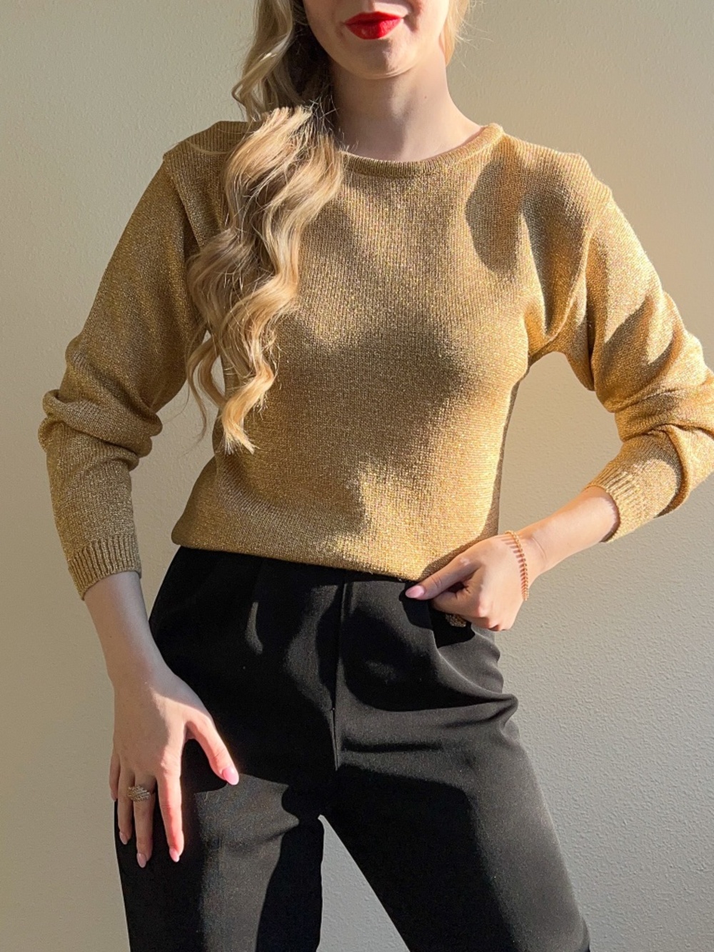 Vintage 1990s Metallic Gold Long Sleeve Sweater (S/M)